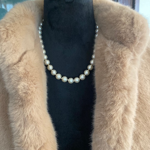 Magaschoni Size Small dusty rose Faux Fur jacket - Picture 6 of 6